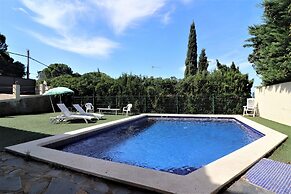 Pretty Apartment With Balcony