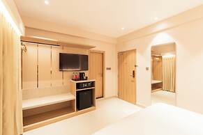 TGI Livancia The Sojourn