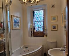Drumee Lodge