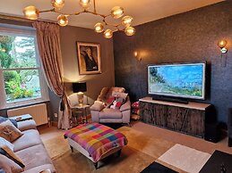 Drumee Lodge
