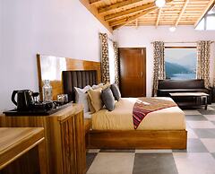 jüSTa Lake View Residences, Nainital