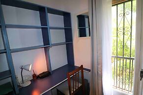 Spacious Apt. With Barbecue in Roses