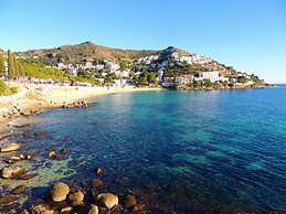 Spacious Apt. With Barbecue in Roses