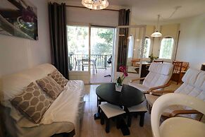 Spacious Apt. With Barbecue in Roses