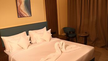 Hotel Tulips inn by VKG