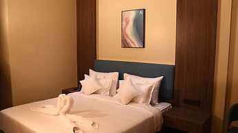 Hotel Tulips inn by VKG