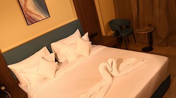 Hotel Tulips inn by VKG