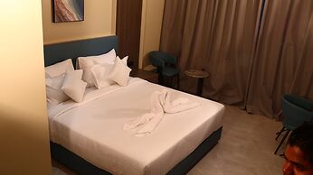 Hotel Tulips inn by VKG