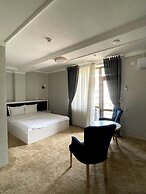 HUMO PLAZA HOTEL