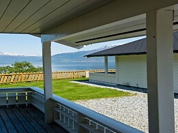 Holiday Home in Kinsarvik With sea View