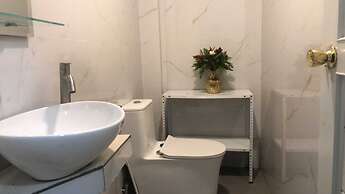 OYO 1128 W Sangco Building Leasing