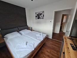 DM Hotes & Apartments - Rasenweg 26