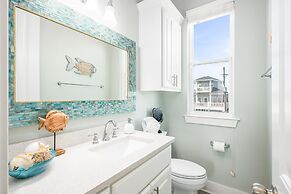 Crystal Breeze 3 Bedroom Home