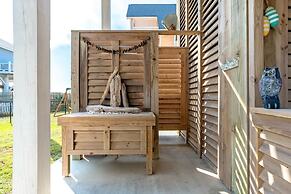 Crystal Breeze 3 Bedroom Home