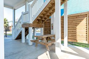 Crystal Breeze 3 Bedroom Home