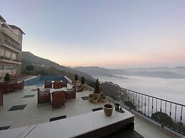 Astra Resort and Caffe