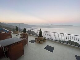 Astra Resort and Caffe