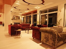 Astra Resort and Caffe