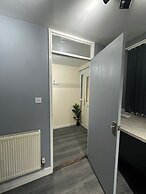 Sark Drive Serenity-cosy 3BR House in Birmingham