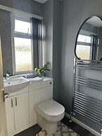 Sark Drive Serenity-cosy 3BR House in Birmingham