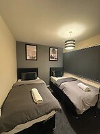 Sark Drive Serenity-cosy 3BR House in Birmingham