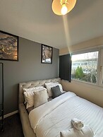 Sark Drive Serenity-cosy 3BR House in Birmingham