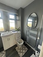 Sark Drive Serenity-cosy 3BR House in Birmingham