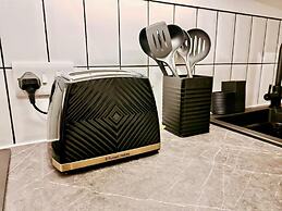 Prime Exeter Stay for Corporate & Family Guests