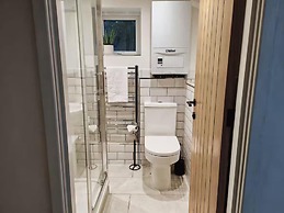 Prime Exeter Stay for Corporate & Family Guests