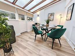 Prime Exeter Stay for Corporate & Family Guests