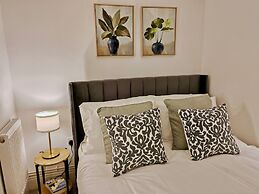 Prime Exeter Stay for Corporate & Family Guests