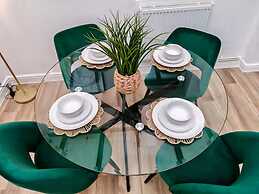 Prime Exeter Stay for Corporate & Family Guests