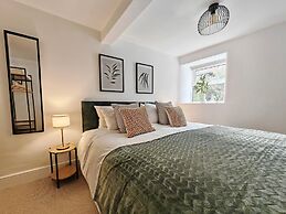 Prime Exeter Stay for Corporate & Family Guests