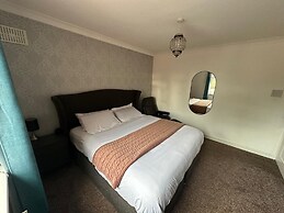 Manchester Retreat With 3 Bedrooms