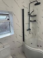 Manchester Retreat With 3 Bedrooms