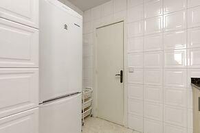 Pretty Apartment With Balcony