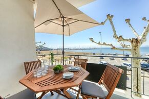 Pretty Apartment With Balcony