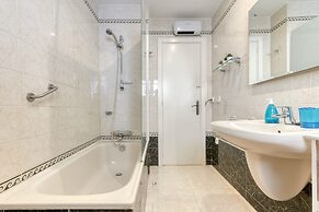 Pretty Apartment With Balcony