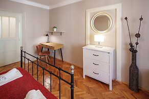 Old Town - 3 Bedroom 3 Bathroom Kitchen