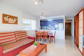 Apartment With Scenic View