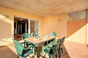 Apartment With Scenic View