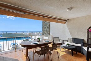 3-bedroom Apartment in Roses