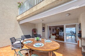 3-bedroom Apartment in Roses