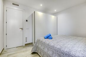 Apartment in Roses Near Rock Beach