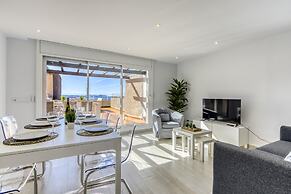 Apartment in Roses Near Rock Beach