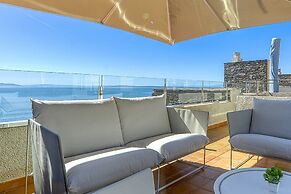 Apartment in Roses Near Rock Beach