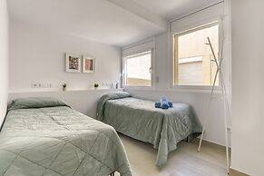 Apartment in Roses Near Rock Beach