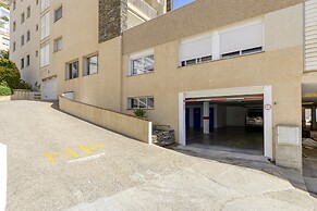 Apartment in Roses Near Rock Beach