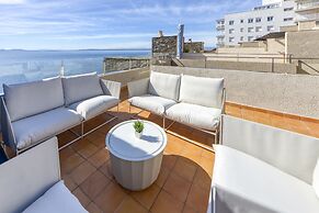 Apartment in Roses Near Rock Beach