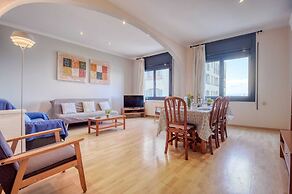 Beachfront Apartment With Terrace Views